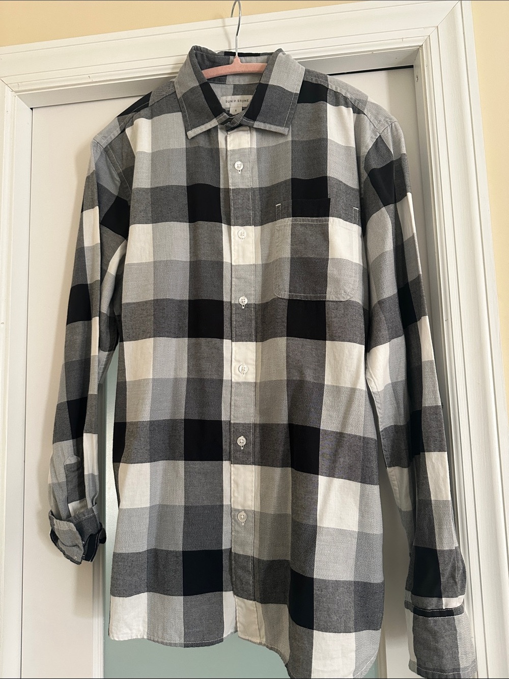 Sun + Stone Men's Black, Gray & White Buffalo Plaid Button-Down